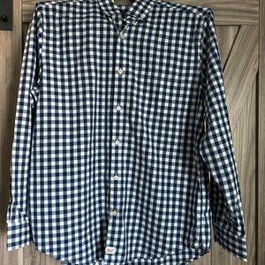 Vineyard Vines Blue and White Casual Button Down Shirt